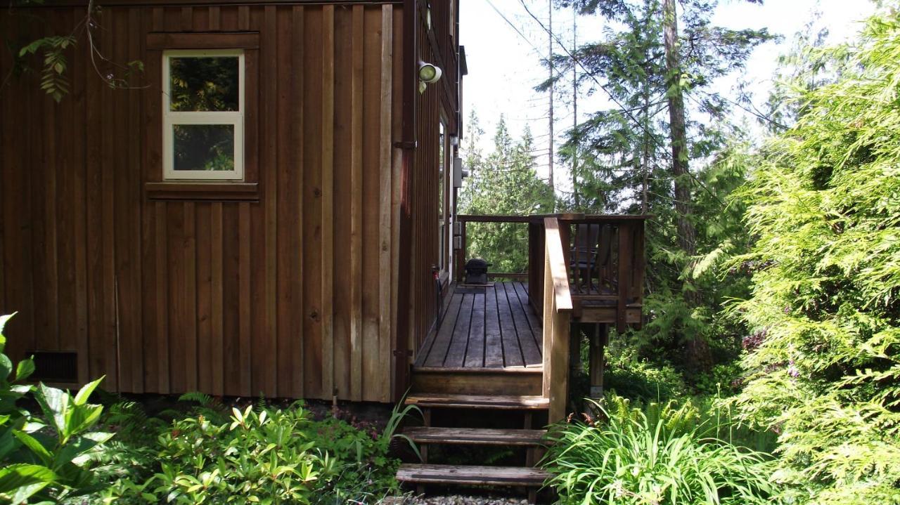 Secret Cove Cottage Suites Halfmoon Bay Exterior foto